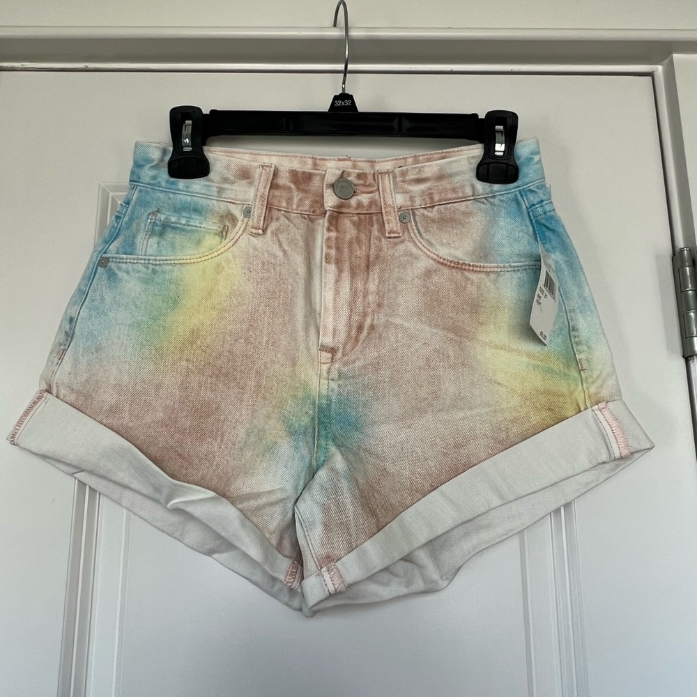 New with Tags!! Blank NYC TieDye Denim Short